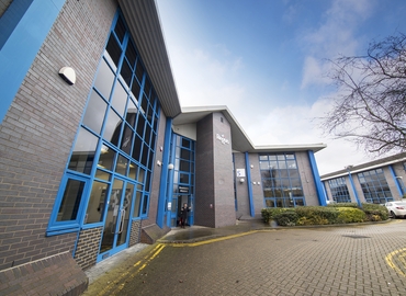 Meeting room in Hertfordshire, 2 Falcon Gate, 25 m² - MatchOffice.co.uk