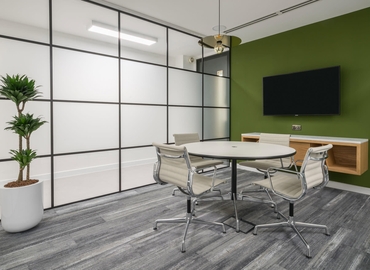 Virtual office space in The City of London, 2nd Floor (W1J 6BD) - 4 | MatchOffice.com