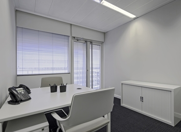  Meeting room hire in Buckinghamshire, 494 Midsummer Boulevard, 20 m² - MatchOffice.co.uk