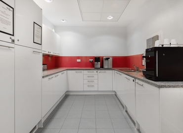 Meeting room in West London, College Road 79, 100 m² - MatchOffice.co.uk