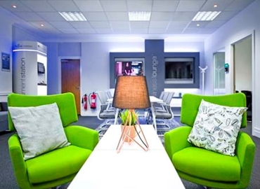  Meeting room for rent in Warwickshire, Stratford Road A429, 100 m² - MatchOffice.co.uk