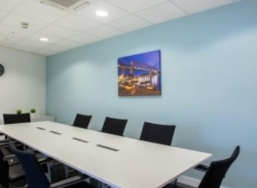 Meeting room in Plymouth, Charles Street 1, 100 m² - MatchOffice.co.uk