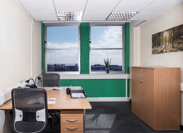 Business centre  in Swansea, Princess House, 11 m² - MatchOffice.co.uk