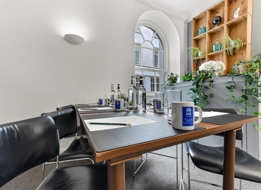 Meeting room in Central London, 7-10 Adam Street, 15 m² - MatchOffice.co.uk