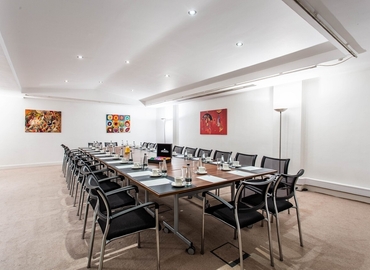  Meeting room hire in Central London, 7-10 Adam Street, 36 m² - MatchOffice.co.uk