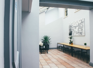 Office to rent in Bristol, Orchard Street 13-14, 200 m² - MatchOffice.co.uk