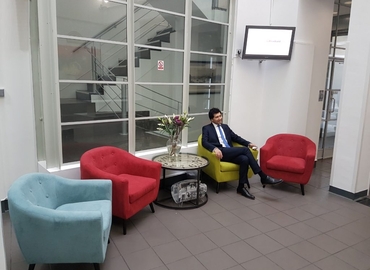  Meeting room hire in Central London, 156 Blackfriars Road, 30 m² - MatchOffice.co.uk