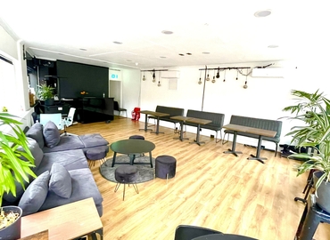  Office to rent in South London, Electric Lane 17A, 34 m² - MatchOffice.co.uk