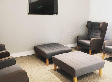 Business center Lakeside House, 9 The Lakes, Northampton NN4 7HD Northampton