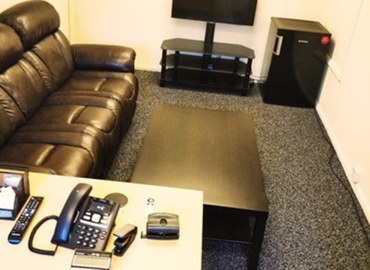 Business center The Vale 203-205 W3 7QS West London