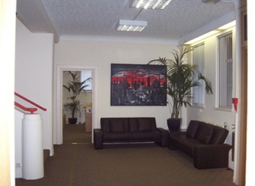 Business center The Vale 203-205 W3 7QS West London