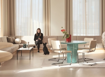 Business center 1 Pancras Square N1C 4AG The City of London