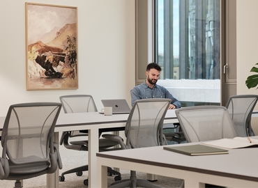 100 m² Business center in The City of London, 1 Pancras Square (N1C 4AG) - 0 | MatchOffice