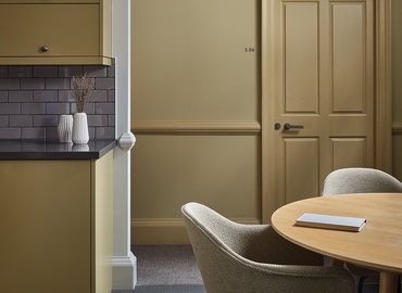 Business center 15 Stratton Street W1J 8LQ The City of London