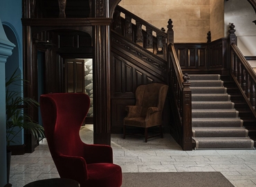 Business center 15 Stratton Street W1J 8LQ The City of London