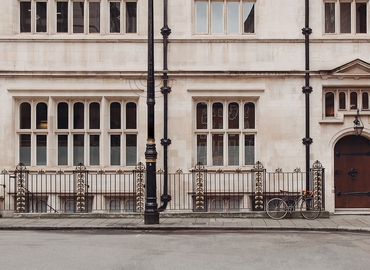 Business center 15 Stratton Street W1J 8LQ The City of London