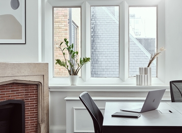 100 m² Serviced office in The City of London, 15 Stratton Street (W1J 8LQ) - 0 | MatchOffice