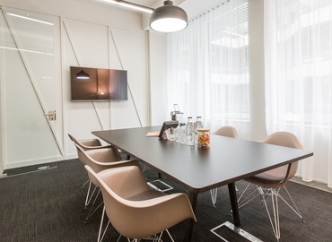 Business center 2 Stephen Street W1T 1AN The City of London