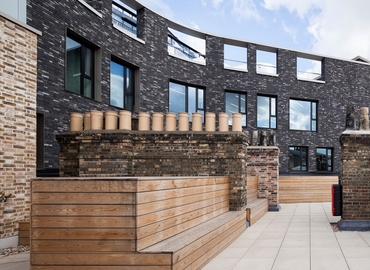 Business center 7 Pancras Square N1C 4AG The City of London