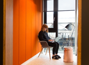 Business center 7 Pancras Square N1C 4AG The City of London