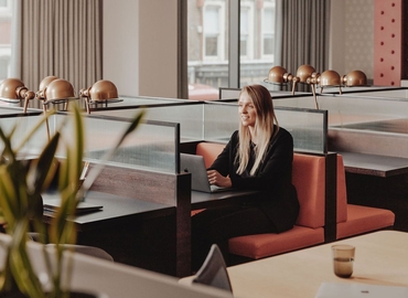 Business center 10 Bloomsbury Way WC1A 2SL Central London