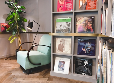 Business center 10 Bloomsbury Way WC1A 2SL Central London