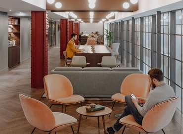 Business center 10 Bloomsbury Way WC1A 2SL Central London