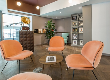 Business center 10 Bloomsbury Way WC1A 2SL Central London