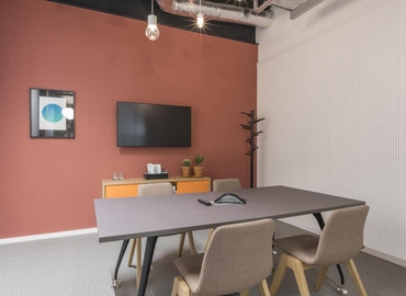 100 m² Conference space in Edinburgh, 1 Lochrin Square (EH3 9QA) - 11 | MatchOffice.com