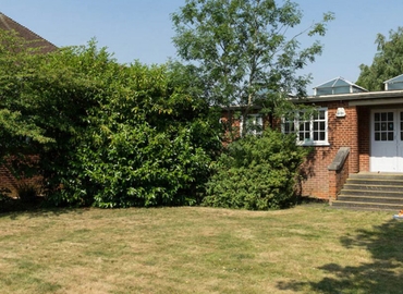 Business center Alexander Road AL2 1JG Hertfordshire