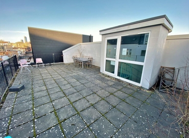 Business center 10 Warple Mews, Warple Way W3 0RF West London