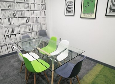30 m² Conference center in High Wycombe, Crendon Street (HP13 6LA) - 4 | MatchOffice