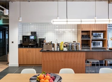 Business center Long Acre 22 WC2E 9LY Central London