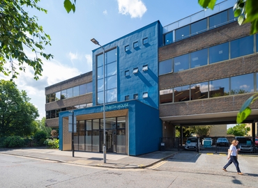 Business center 28 Baddow Road CM2 0DG Chelmsford