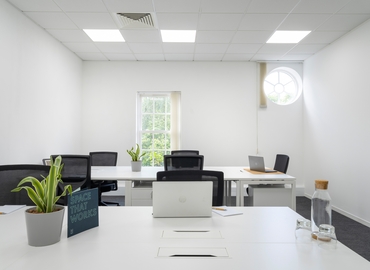 42 m² Business park in Hertfordshire, Thremhall Park (CM22 7WE) - 7 | MatchOffice.com