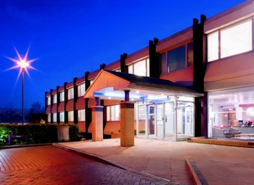 Business center Theobald Street WD6 4PJ Borehamwood