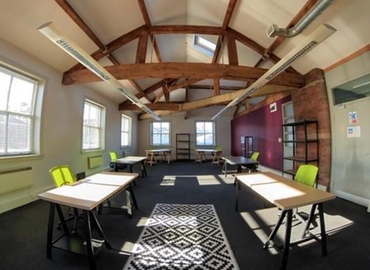 195 m² Serviced office in Huddersfield, 7 Northumberland St (HD1 1RL) - 2 | MatchOffice