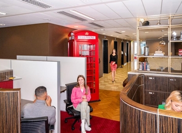 Business center Level 17 Dashwood House, 69 Old Broad Street EC2M 1QS The City of London