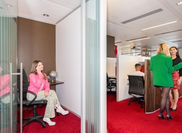 Business center Level 17 Dashwood House, 69 Old Broad Street EC2M 1QS The City of London