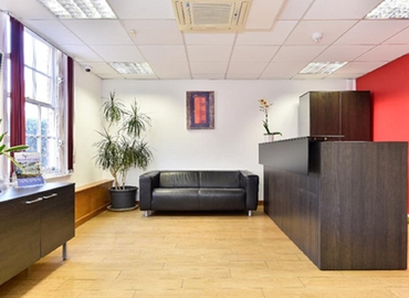Business center Boston Manor Road 69-75 TW8 9JN West London