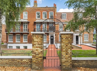 Business center Boston Manor Road 69-75 TW8 9JN West London