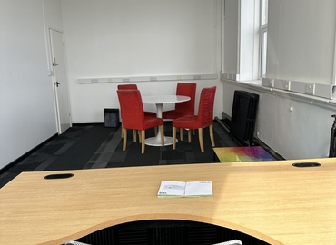 Meeting room Crown House, 72 Hammersmith Road, Hammersmith W14 8TH West London