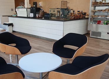 Business center 91 Waterloo Road SE1 8RT Cardiff