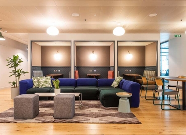 Business center 2 Leman Street, Aldgate Tower E1 8FA The City of London