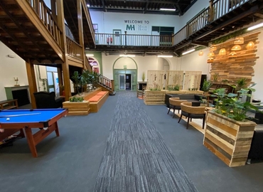 185 m² Business center in Leeds City Centre, Armley Road 94 (LS12 2EJ) - 1 | MatchOffice