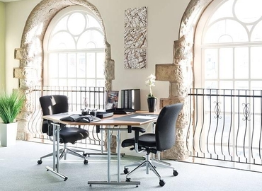 Business center 8 Windmill Street SK11 7HQ Cheshire