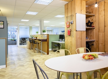 Office Commercial Way 14 GU21 6ET Surrey