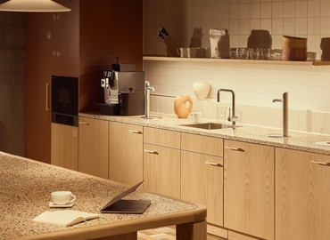 Business center 110 Southwark Street SE1 0SU Central London