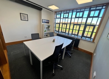 6 m² Business park in Glasgow, Greenock Road (PA4 9LH) - 2 | MatchOffice