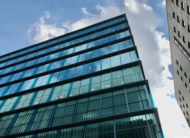 Business center One Kingdom Street, Paddington Central W2 6BD The City of London